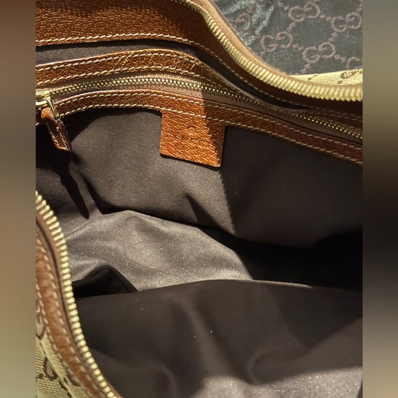 GUCCI vintage Half Moon Hobo Bag with Bamboo Handles - Picture 7 of 12